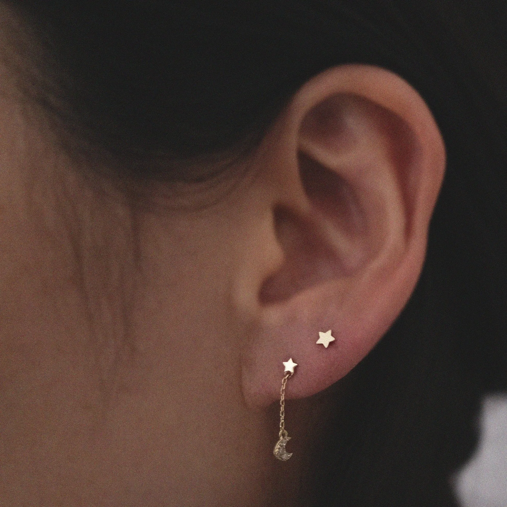 10K Petite Star Studs