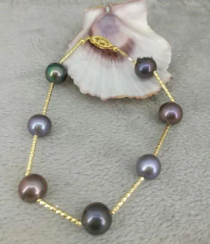 14K Gold and 9-10mm Tahitian black Pearl bracelet 7.5-8 inch