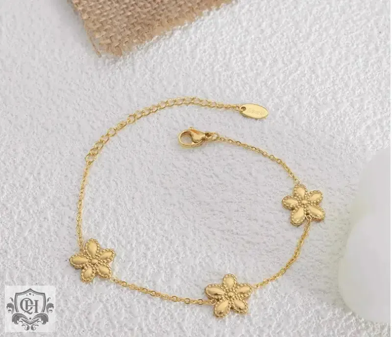 18K Gold Floral Necklace Or Bracelet