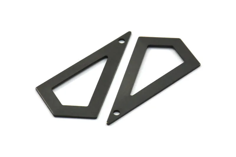 38mm Black Triangle, 2 Oxidized Brass Black Triangle Charms with 1 holes (38x20x0.60mm) U018 S151
