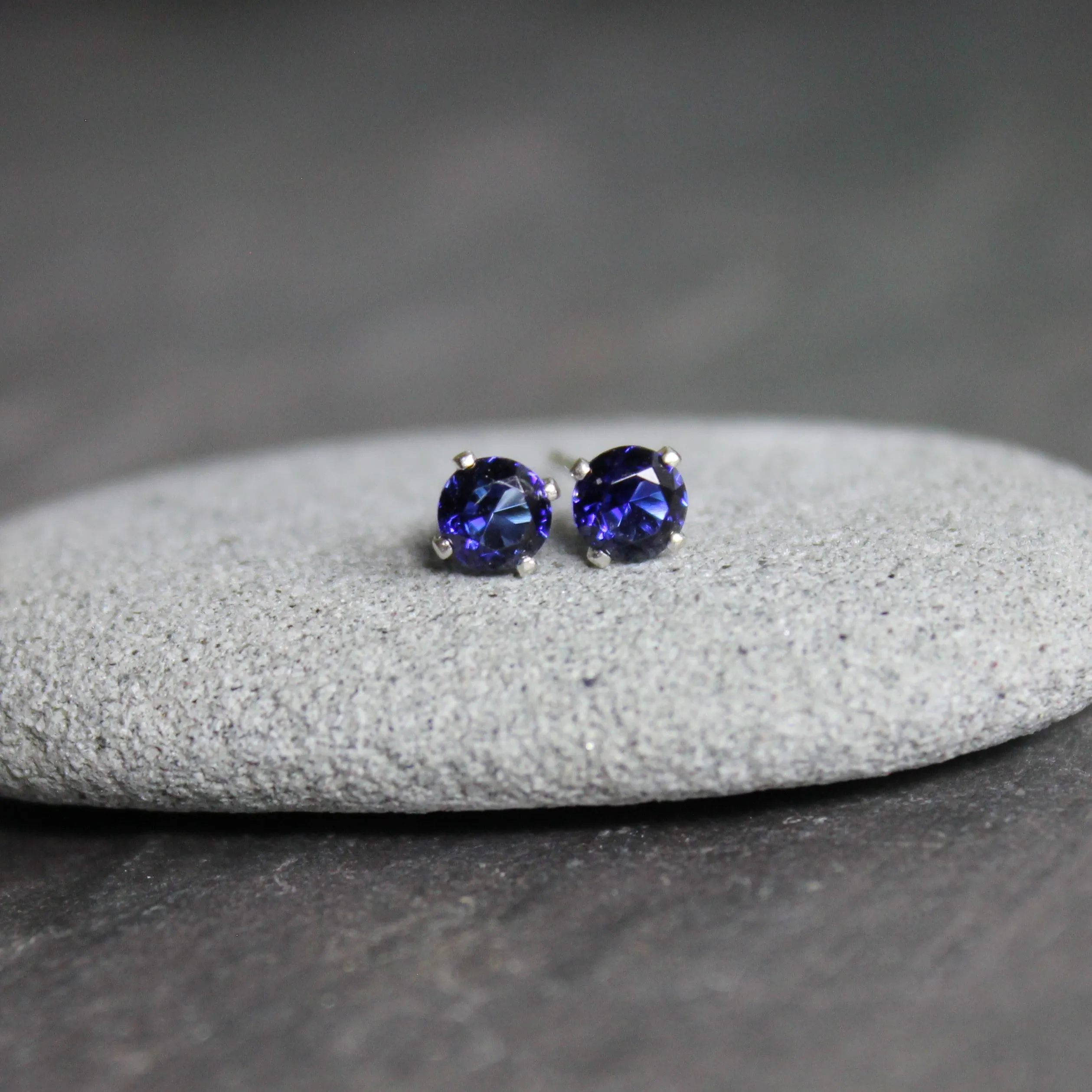 4mm Sterling Silver Blue Sapphire Stud Earrings