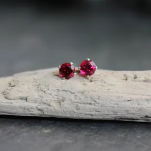 4mm Sterling Silver Red Garnet Stud Earrings