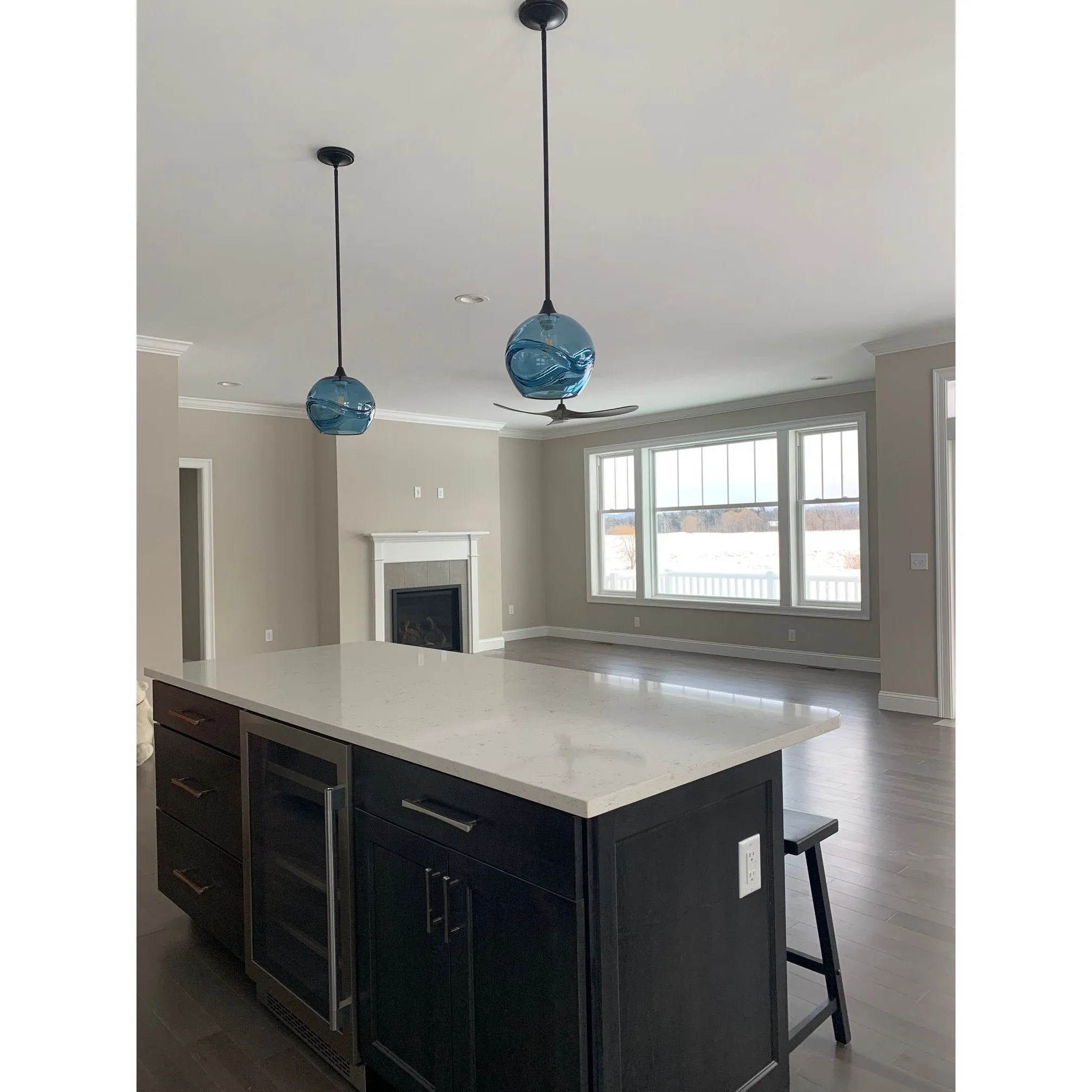 768 Swell: Single Pendant Light
