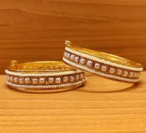 ANTIQUE GOLD LOOK PEARL OPENABLE BANGLES