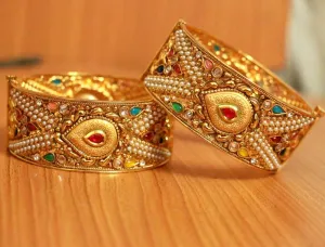 ANTIQUE GOLD PLATED MULTICOLOUR OPENABLE BANGLES