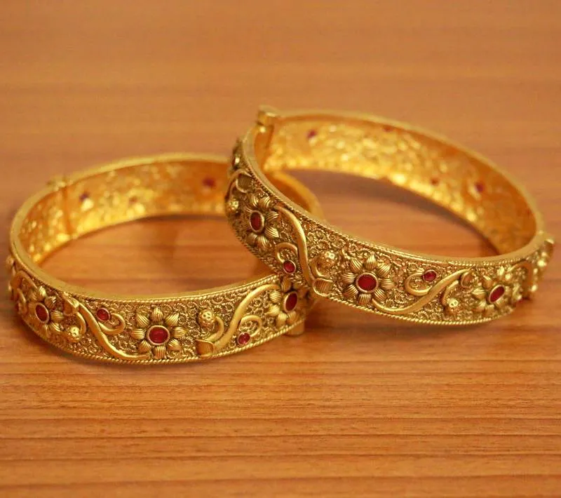 ANTIQUE MATT GOLD PLATED RUBY OPENABLE BANGLES