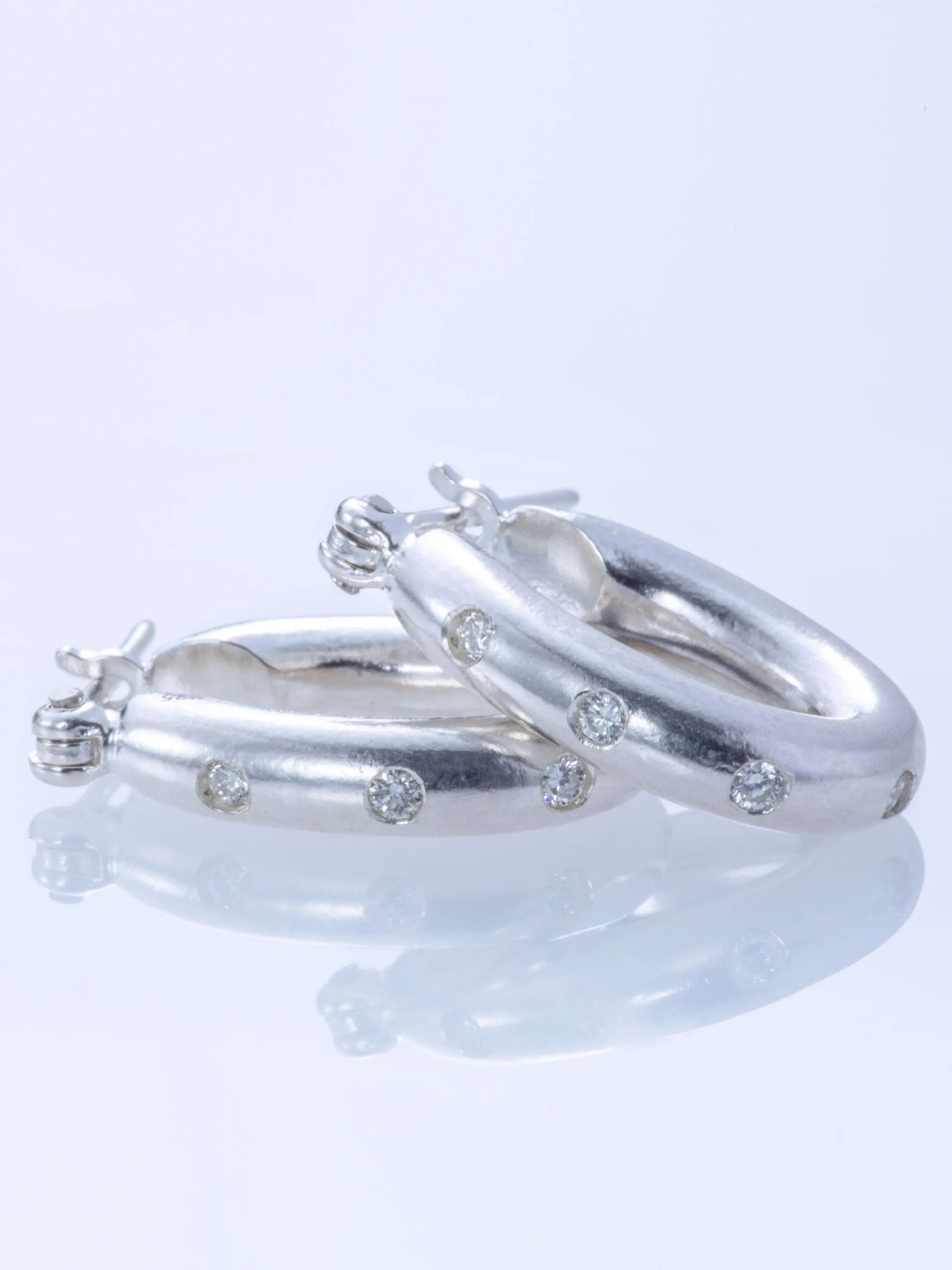 ANTWERP DIAMOND PIERCED EARRINGS