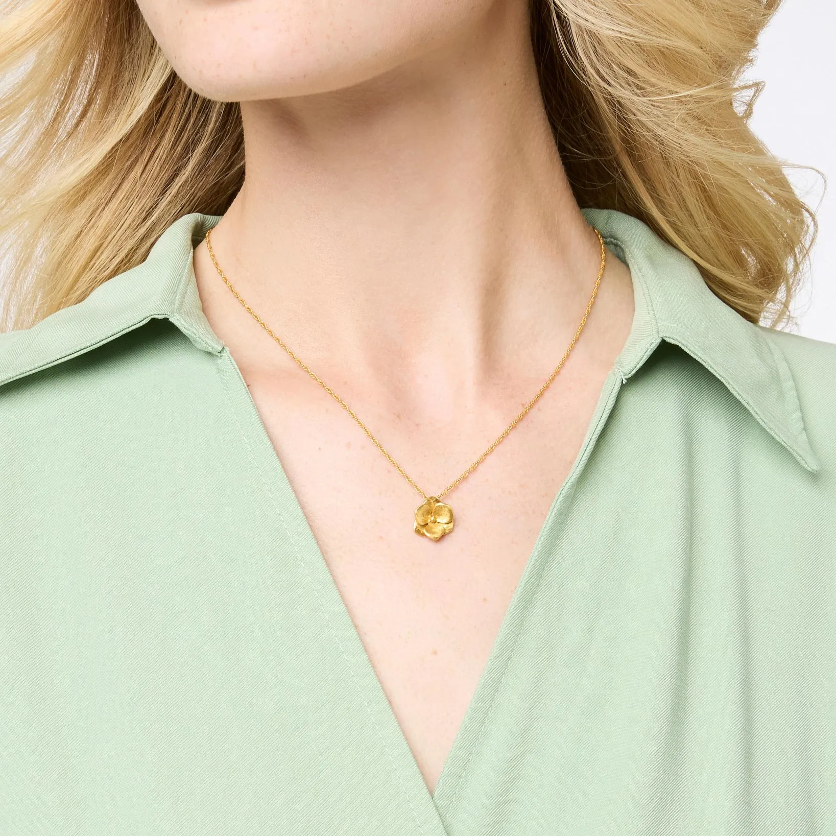 Bloom Delicate Necklace - Gold