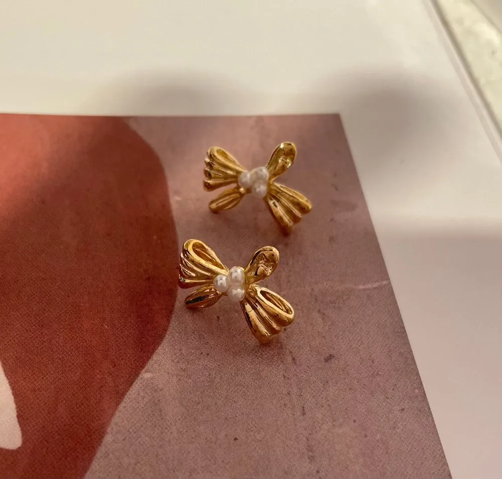Bow Earrings