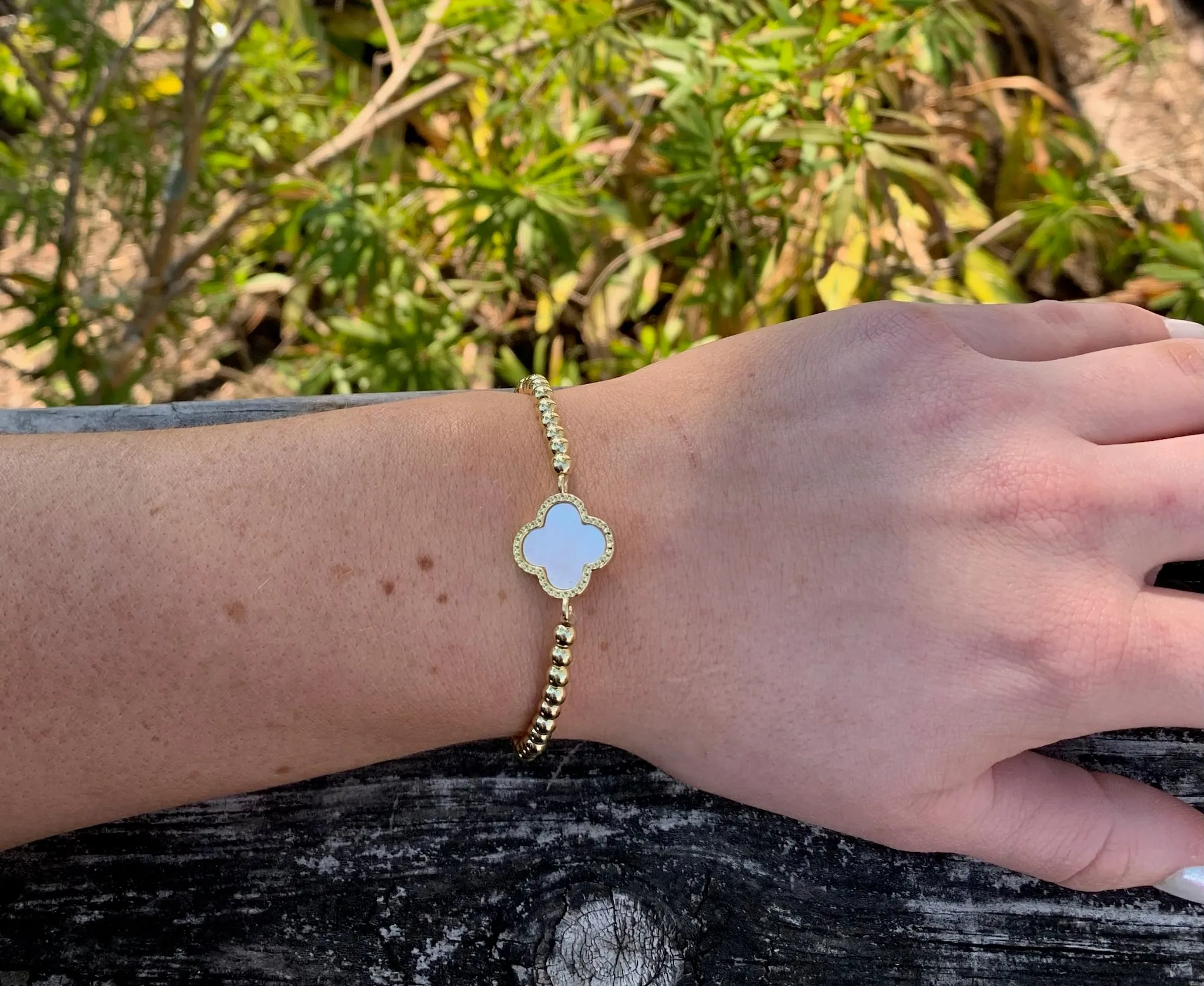 Ciara Clover Bracelet in Gold