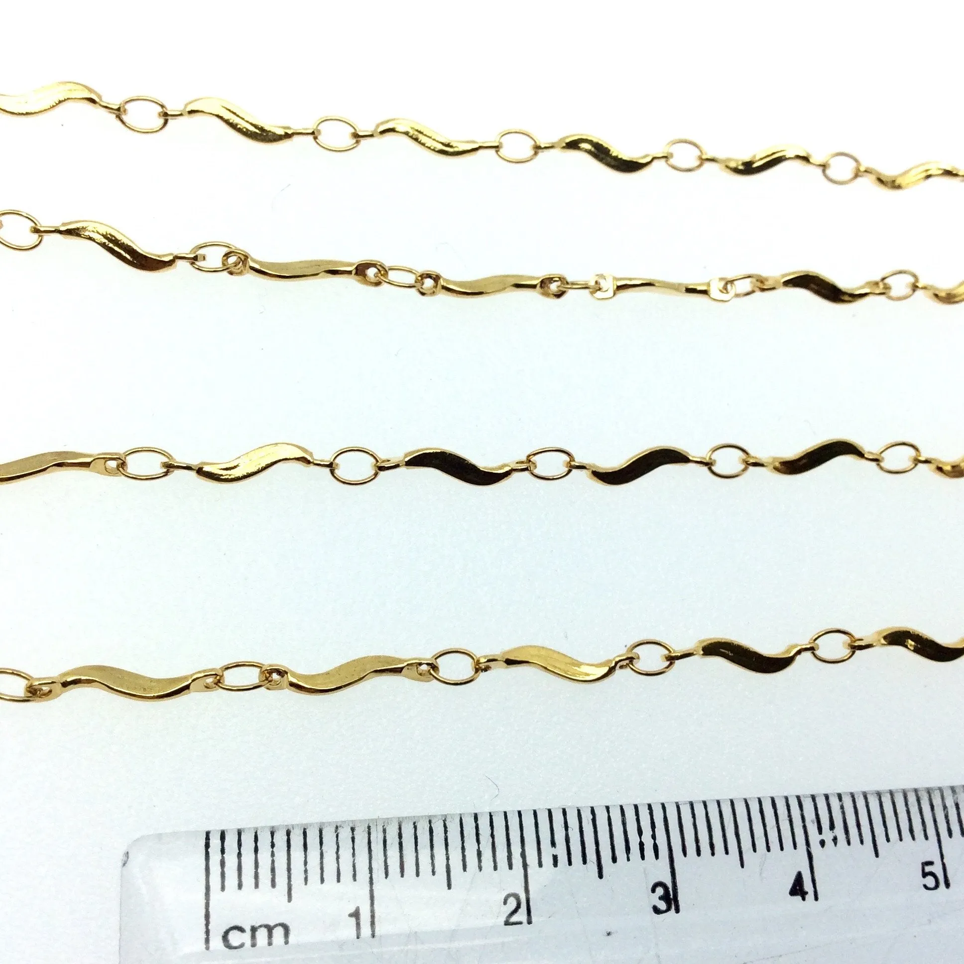 Deep Gold Plated Copper Link Chain - 10mm Wavy Links - CUTE and Delicate - Sold By the Foot!   (CH-464-GD)