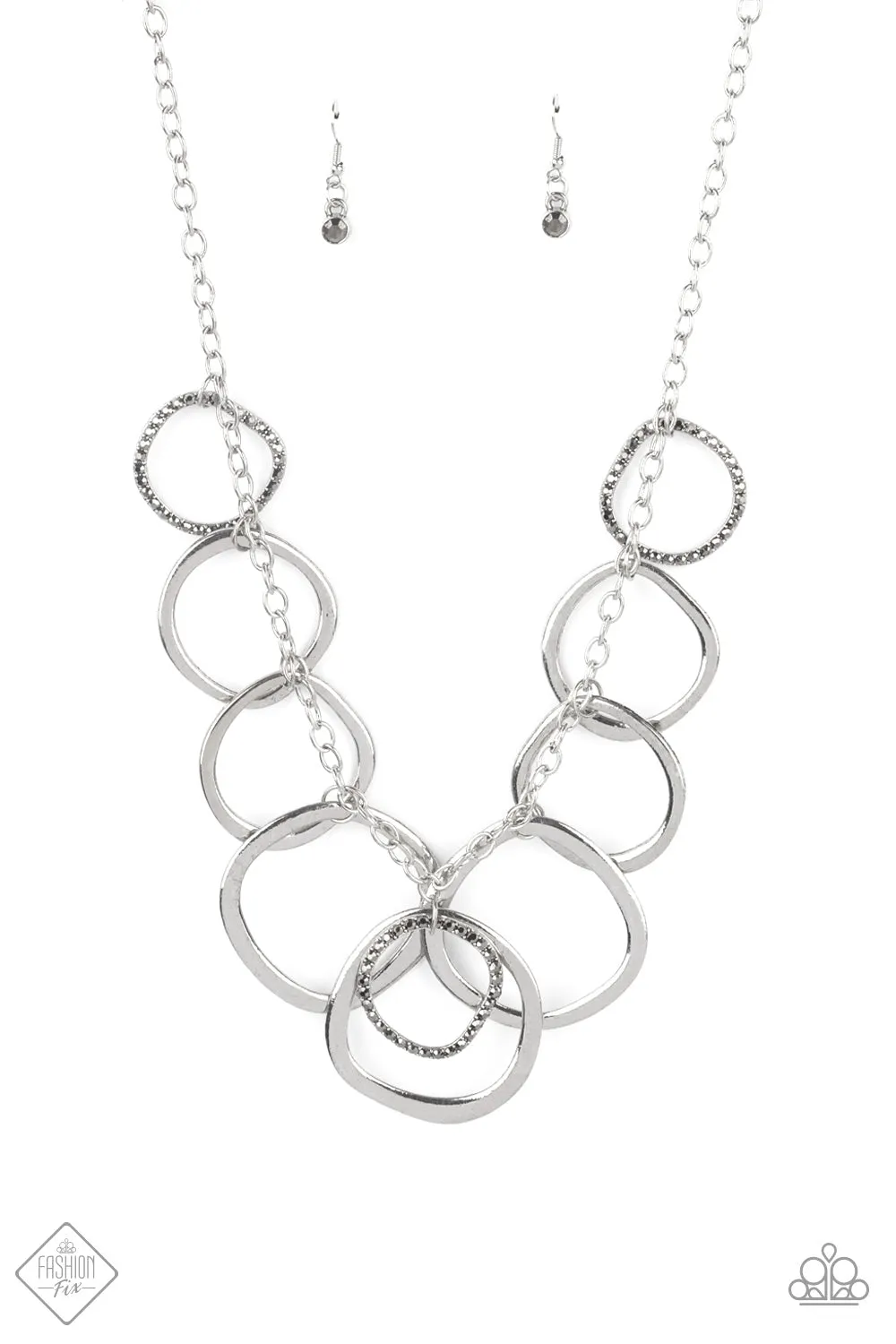 Dizzy With Desire - Silver Necklace - Fashion Fix