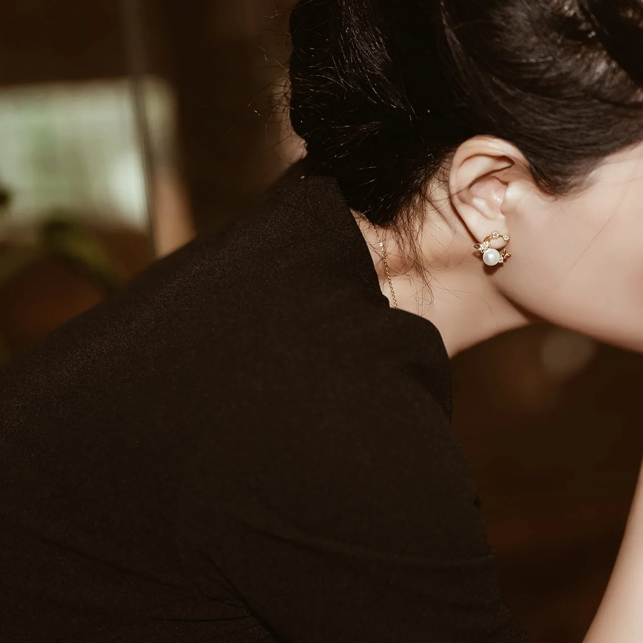 Elegant Freshwater Pearl Earrings WE00251