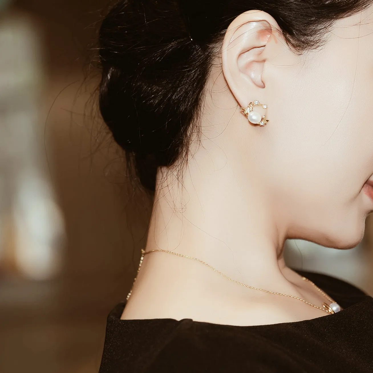Elegant Freshwater Pearl Earrings WE00251