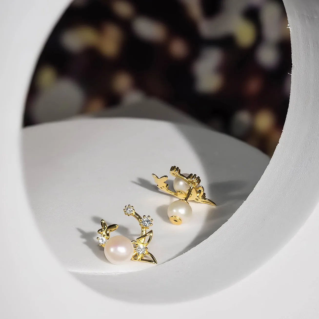 Elegant Freshwater Pearl Earrings WE00251