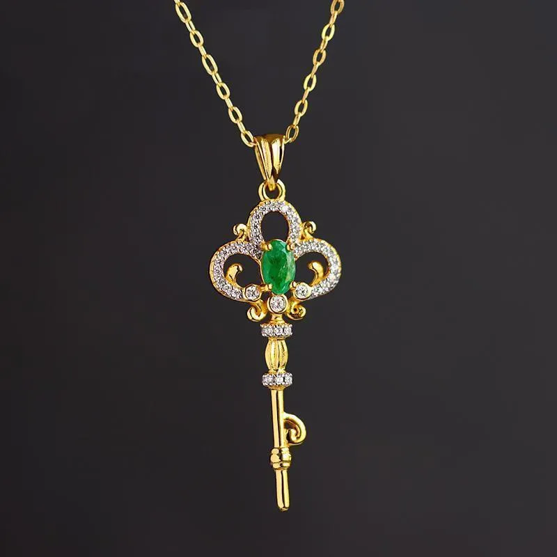 Emerald Crystals Key Pendant Light Luxury Delicate Green Gemstone Necklaces