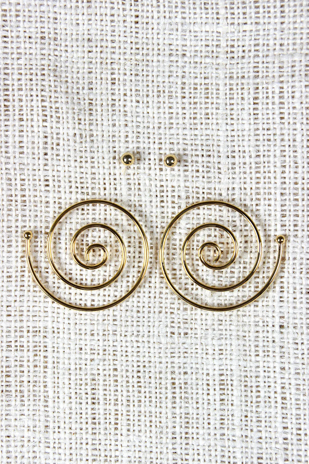 Get Hypnotized Earring Set