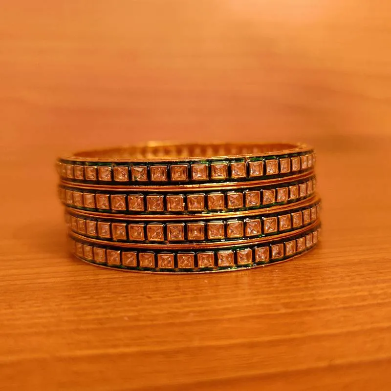 GREEN MEENAKARI POLKI STUDDED SET OF 4BANGLES