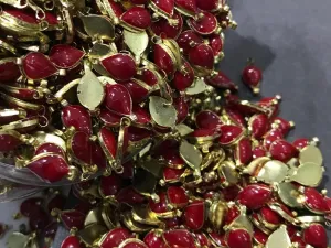 Maroon Drop Metal Kundan Stone (With Enamel- 12x6 mm)