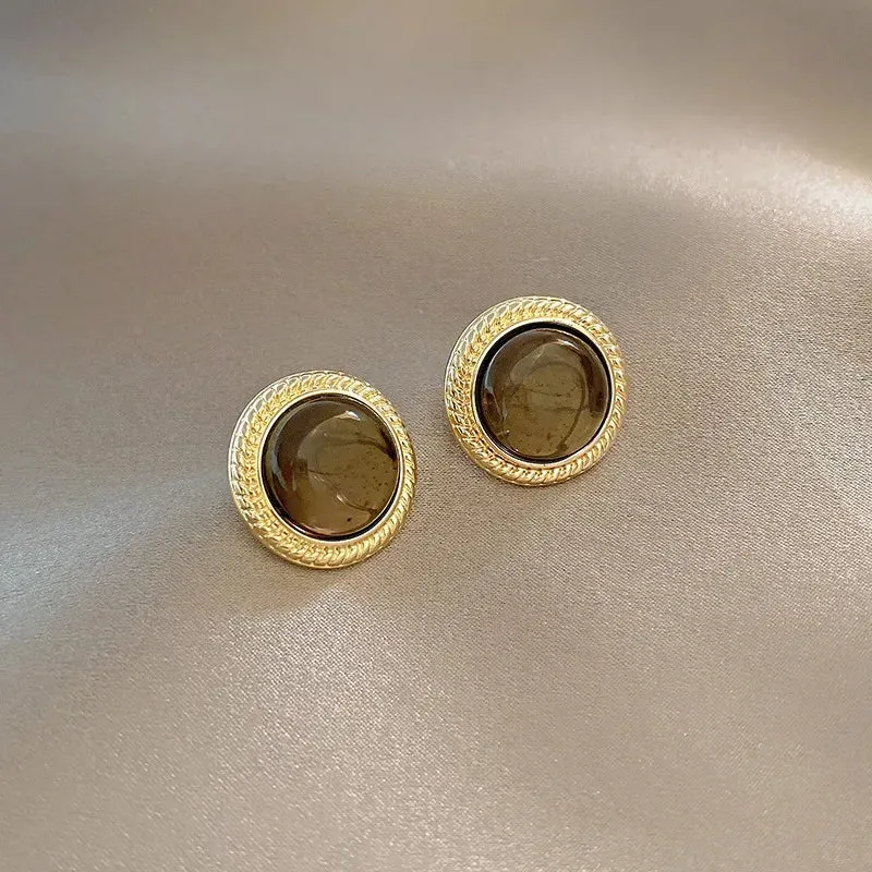 New Fashion Fresh Fine Rhinestone Stud Earrings for Women