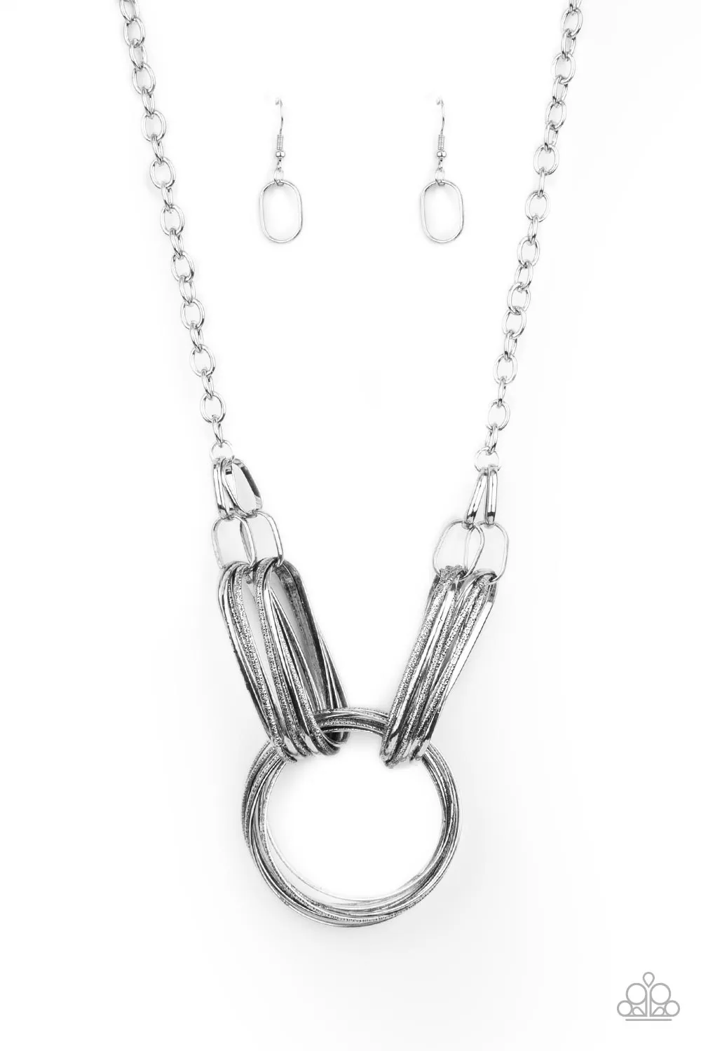 Paparazzi Lip Sync Links Silver Short Necklace - P2IN-SVXX-251XX