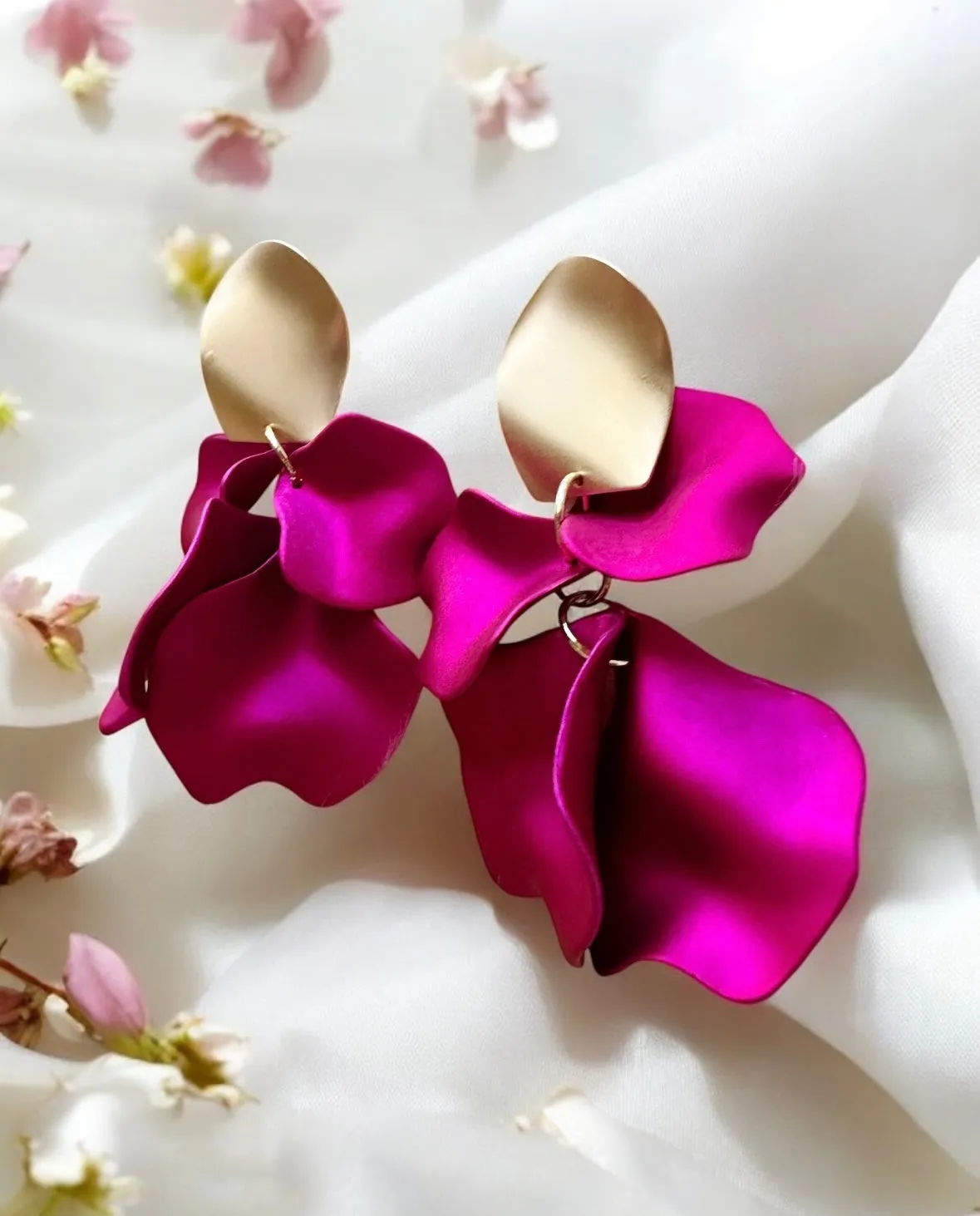 Pink - Fuchsia pink flower earrings | dangly earrings | irisdescent petals oversize disc statement | golden geometric floral bridal party earrings
