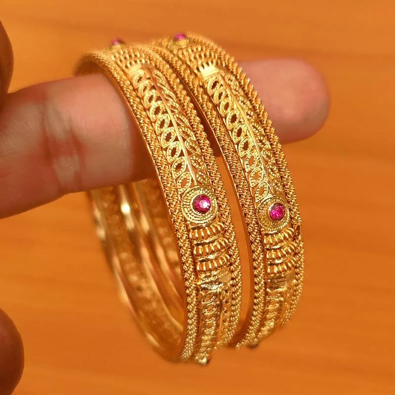 PINK ZIRCON GOLD PLATED LEAF PATERN BANGLES