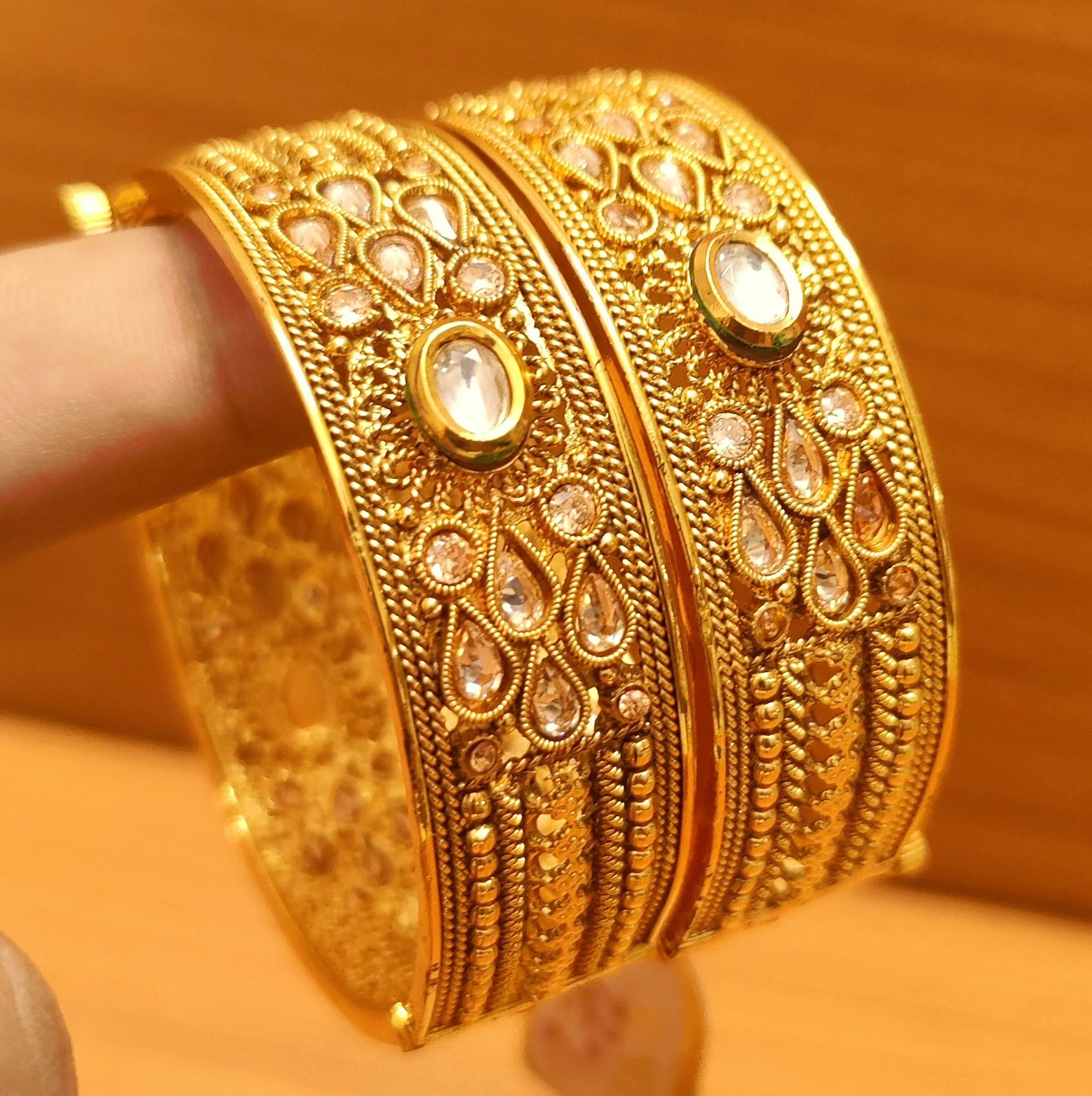 POLKI & KUNDAN LOOK GOLD PLATED OPENABLE BANGLES