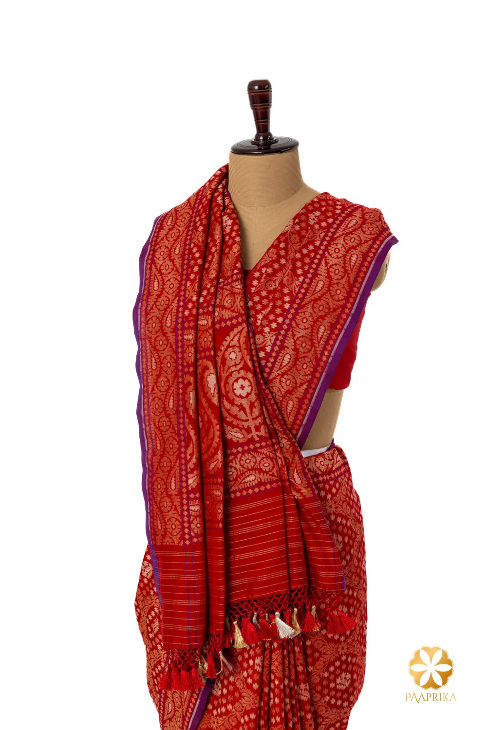 Red handwoven Jamdani Cotton Silk Saree