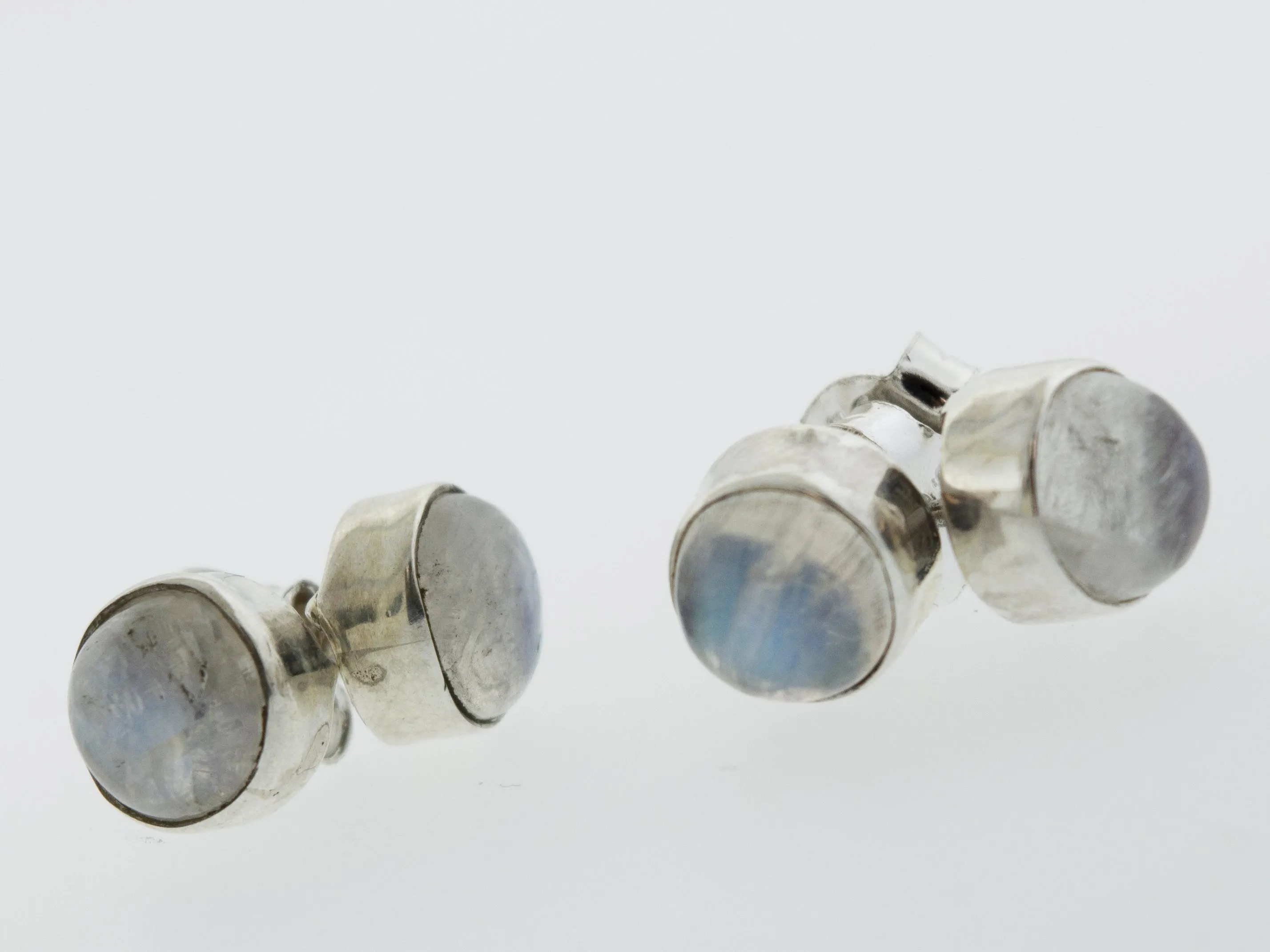 Simple Circle Moonstone Studs
