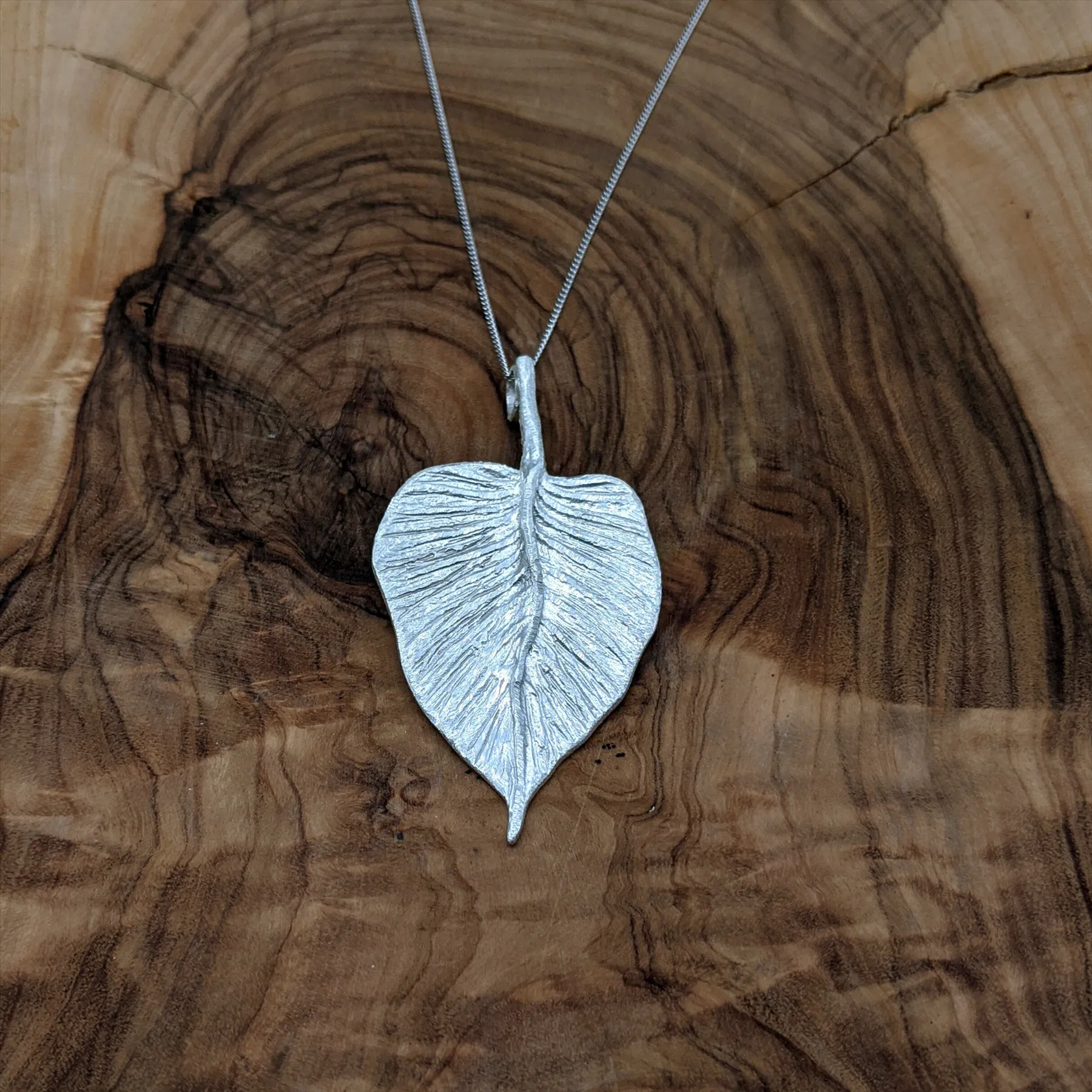 Sterling Silver Satin Large Detailed Textured Leaf Pendant Necklace