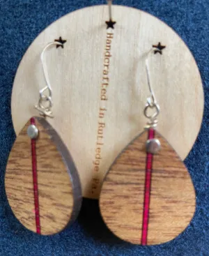 Teardrop with Dark Red Line