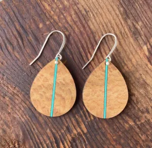 Teardrop with Light Blue Line